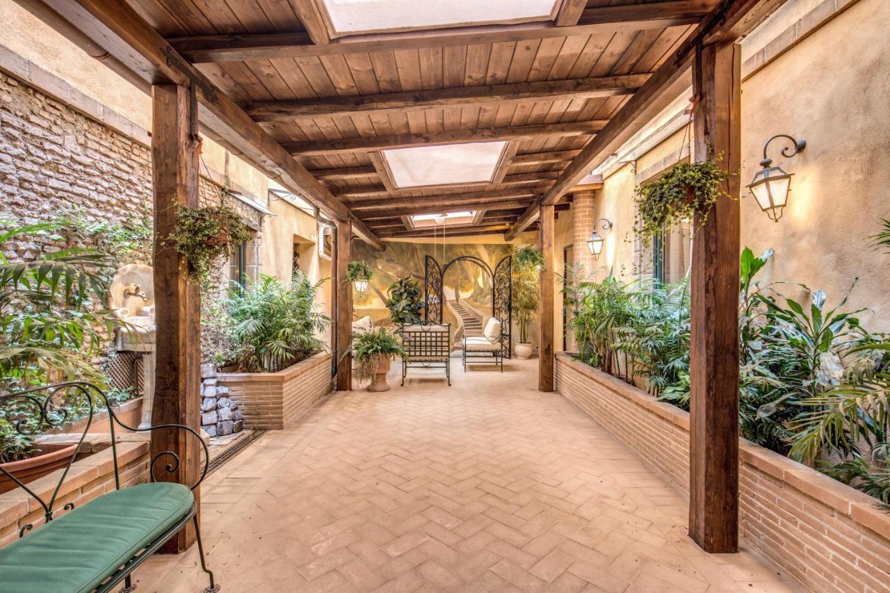 Residenza San Calisto Roma